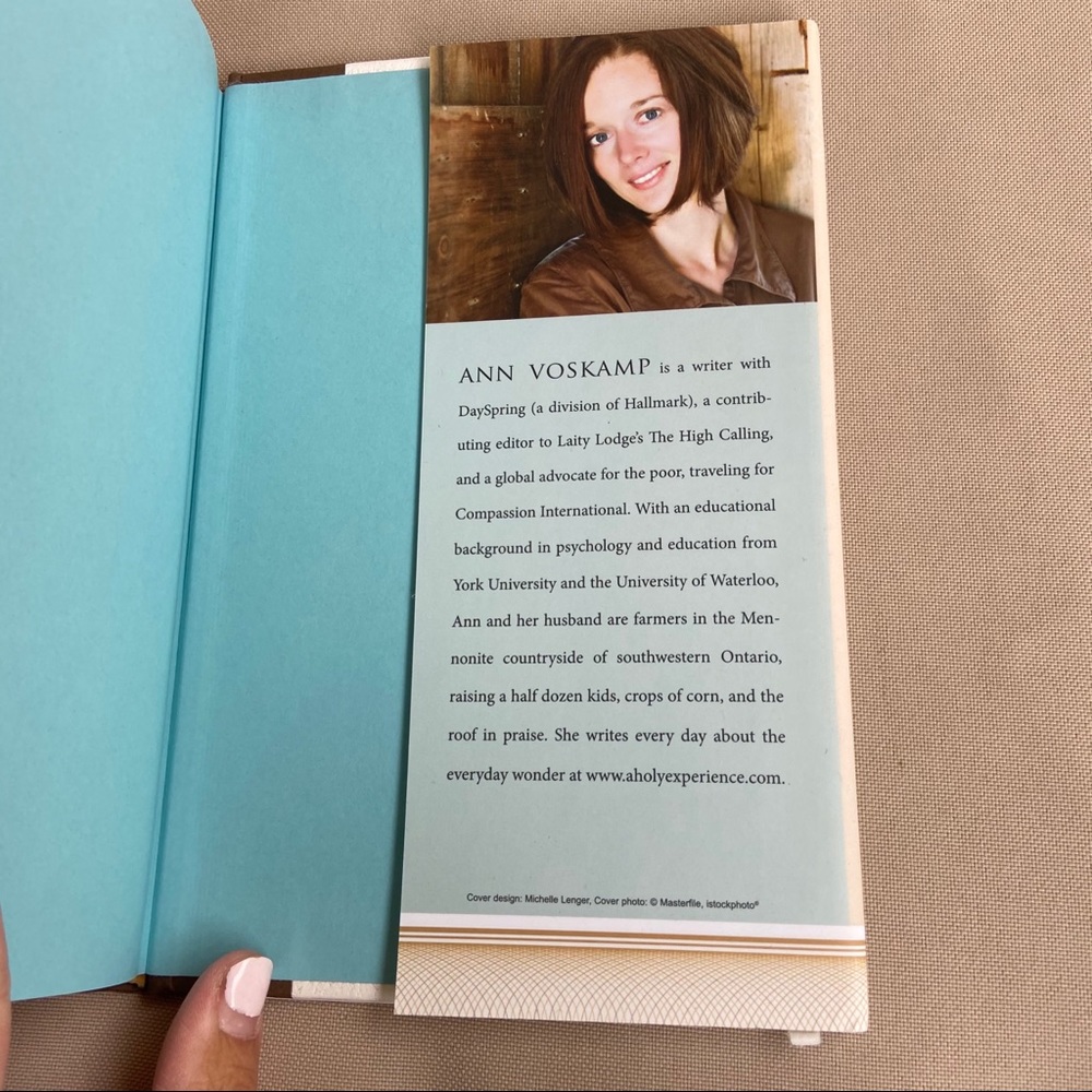 Book | one thousand gifts by Ann Voskamp - Picture 2 of 4